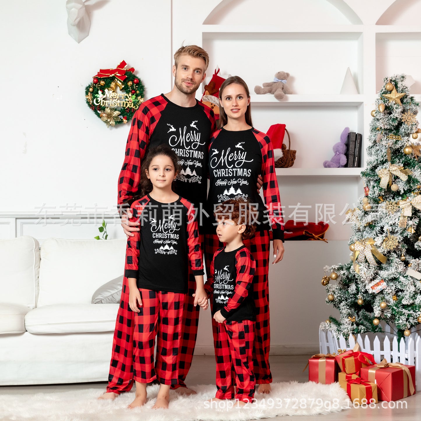 2025 New Letter Printing Plaid Christmas Home Clothes Family Parent-child Suit