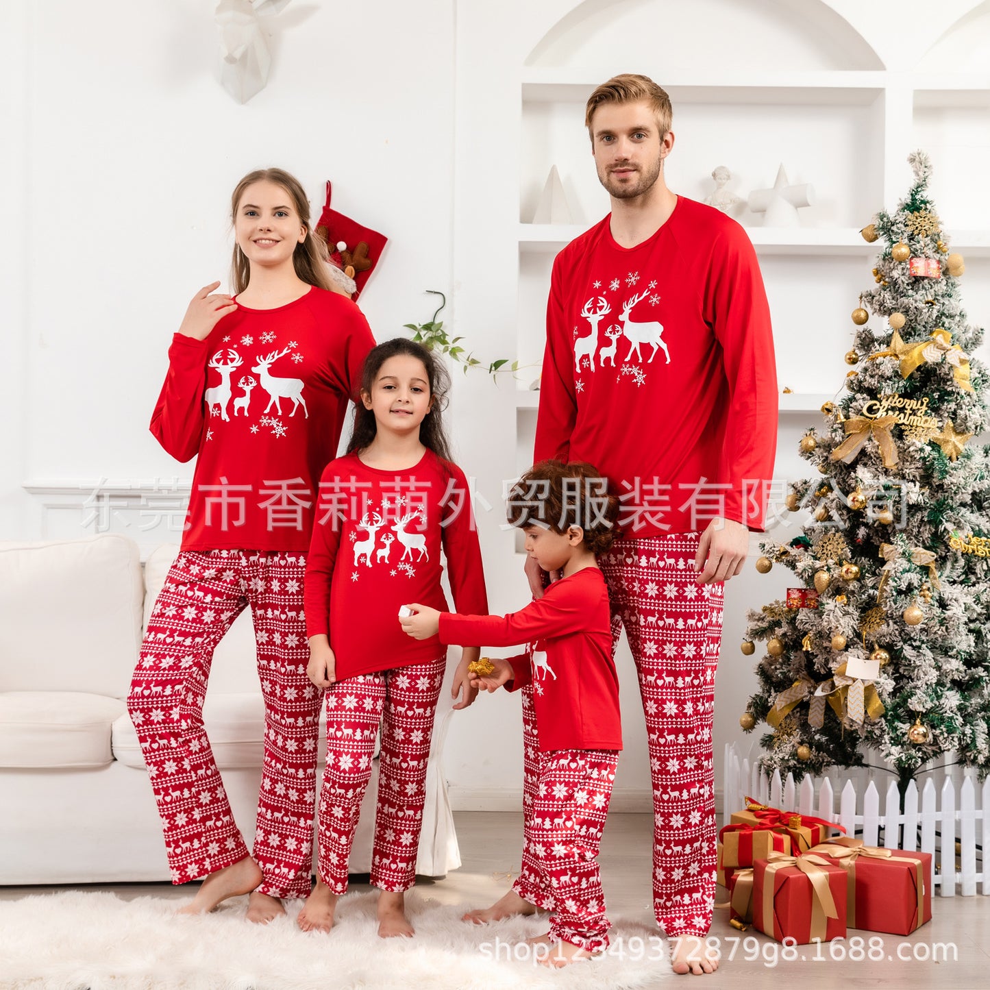 New Parent-child Christmas Pajamas Set Parent-child Home Clothes Cartoon Family Dress Red Spot Christmas Clothes